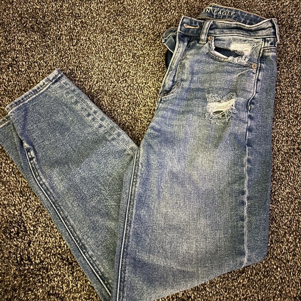 American Eagle Mom Jeans